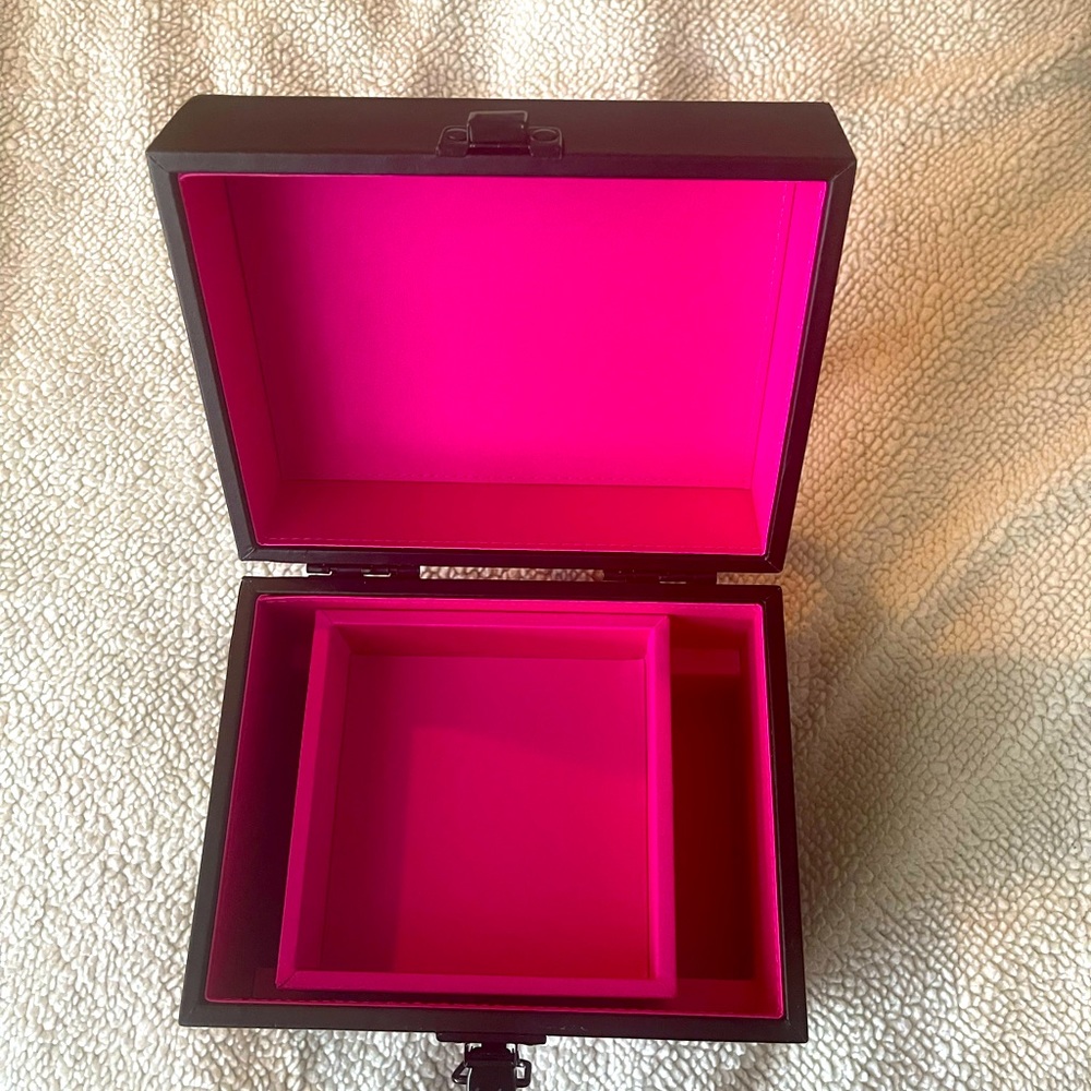 Yves Saint Laurent YSL Jewelry Box/Case